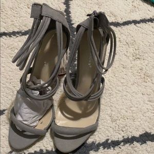 Size 40 but I think it’s really size 7